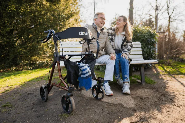 Rollator TORRO mit Stockhalter und Netzkorb