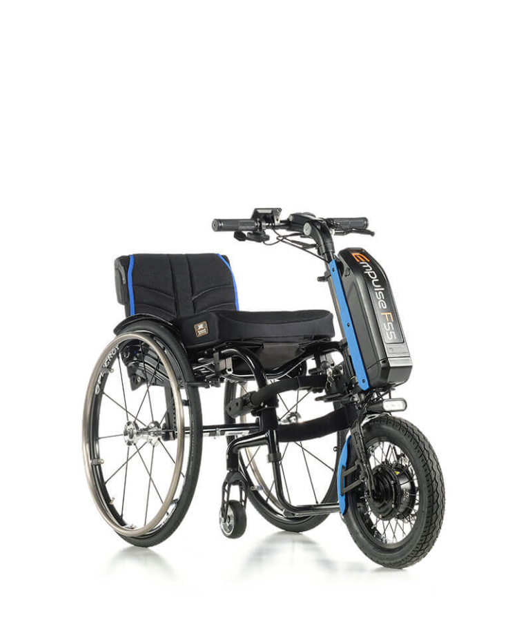 Rollstuhl Zuggerät F55 mit 6km/h