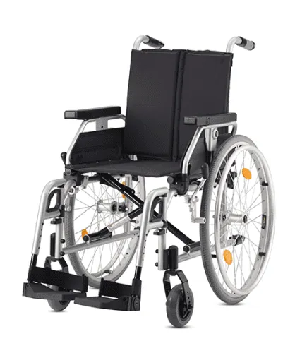 Leichtgewichtrollstuhl Pyro light Kombiarmlehnen, mit Trommelbremse silber-metallic
